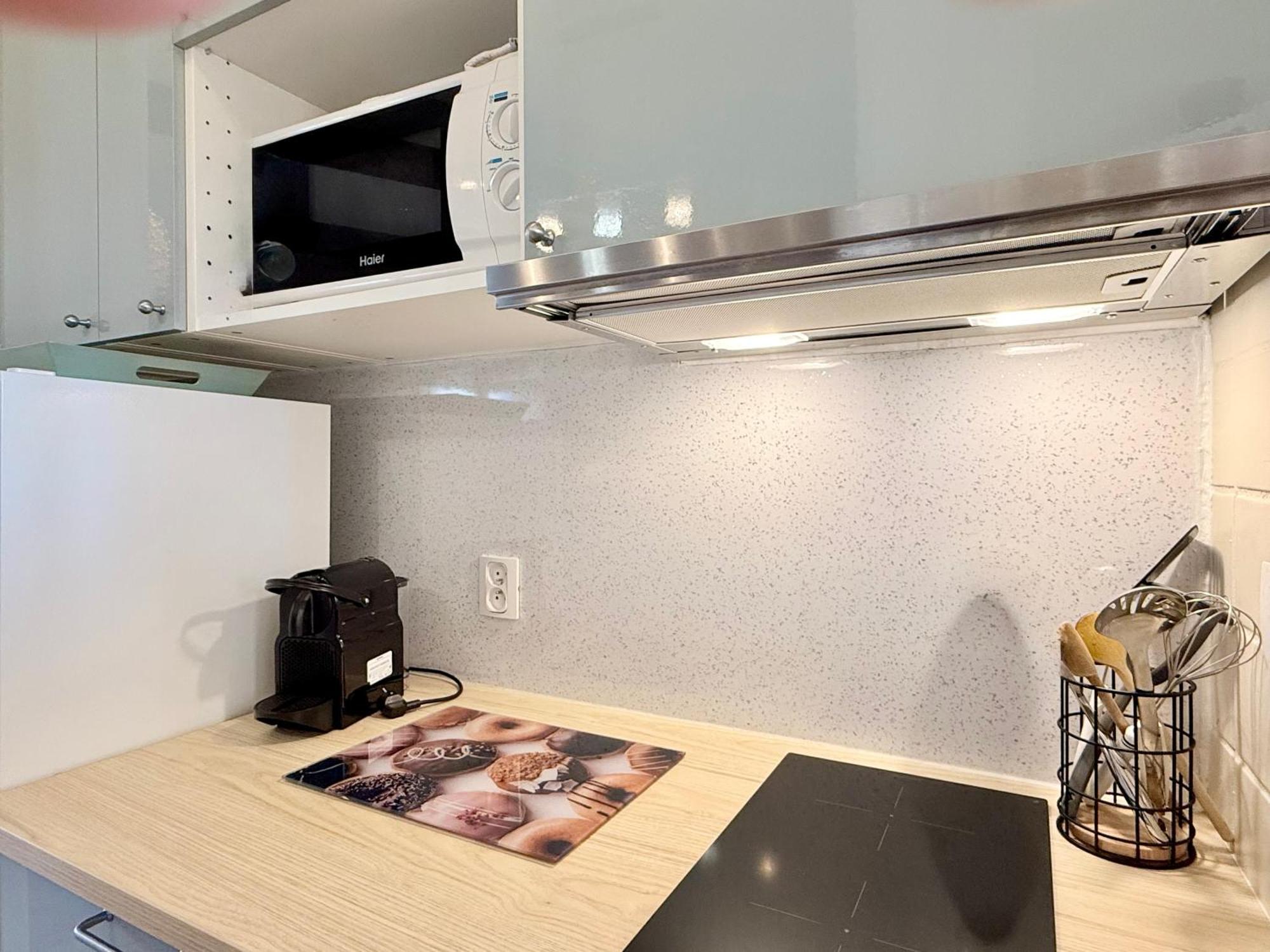 Deux Pieces Avec Vue Imprenable Sur La Crique Notre-dame Apartment *